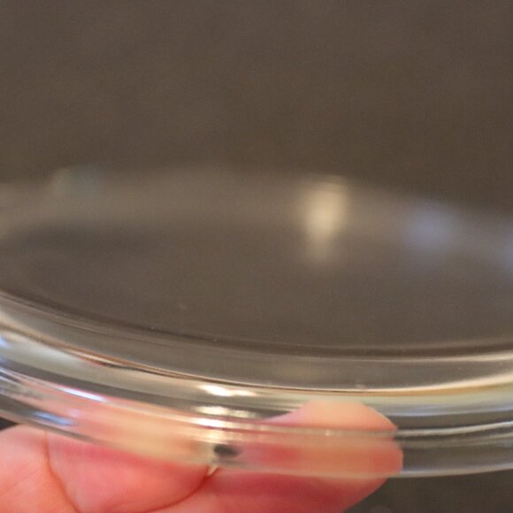 Vintage PYREX Glass Replacement Lid 3-470-C - Picture 2 of 16